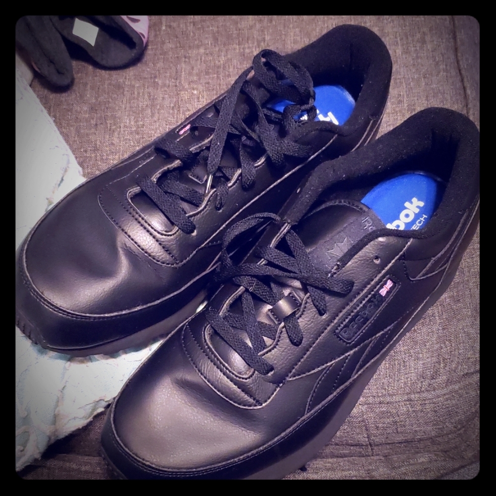 NWOB Reebok Men's Work Sneaker 11